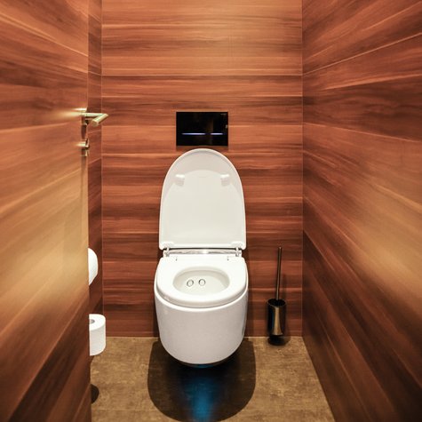 Geberit AquaClean Mera Comfort mit der Betätigungsplatte Sigma80.